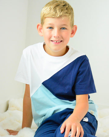 100% Organic Cotton Abstract Color block T-Shirt in Ocean Cavern, Crystal Blue & White colour