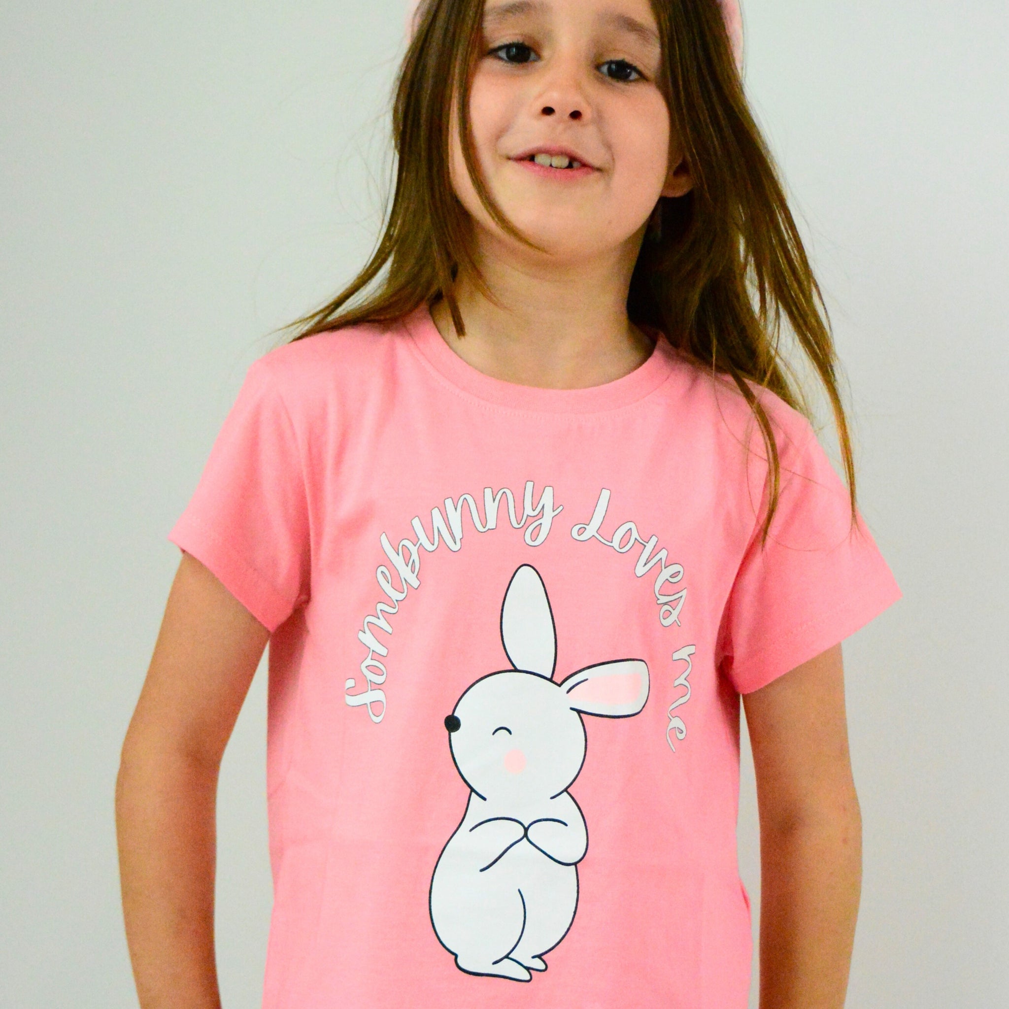 100% Organic Cotton Somebunny Loves Me T-Shirt