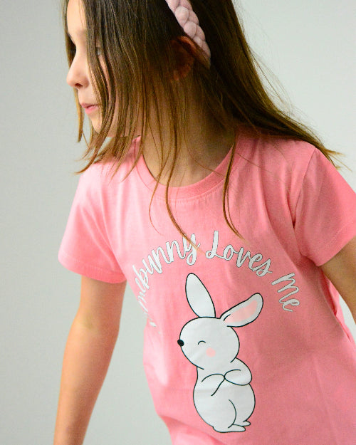 100% Organic Cotton Somebunny Loves Me T-Shirt